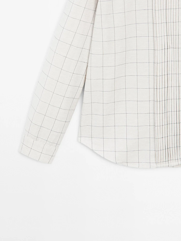 Check shirt with pintucks
