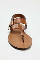 LOW HEELED SANDALS WITH BUCKLE