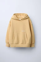 TEXT PRINT HOODED SWEATSHIRT