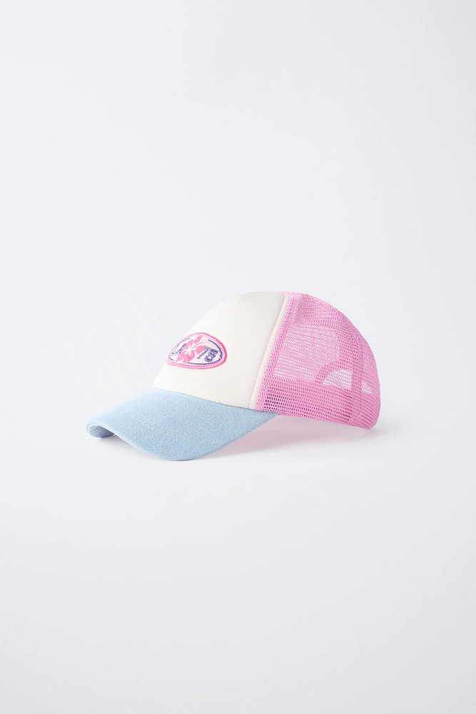 CASQUETTE EN RÉSILLE BRODÉE