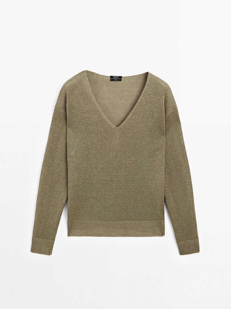 100% linen V-neck sweater
