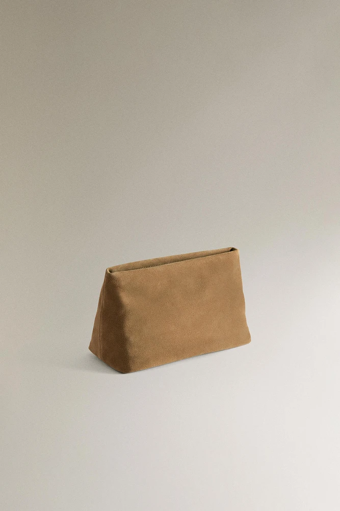TROUSSE DE TOILETTE CROÛTE DE CUIR FORMAT MOYEN