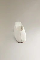 LEATHER MULES
