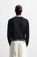 DOUBLE NECK BUTTON T-SHIRT
