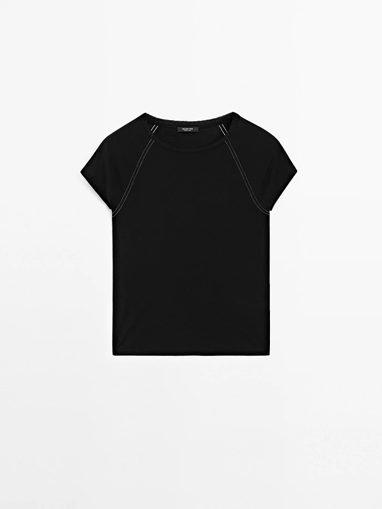 T-shirt manches courtes coutures contrastantes
