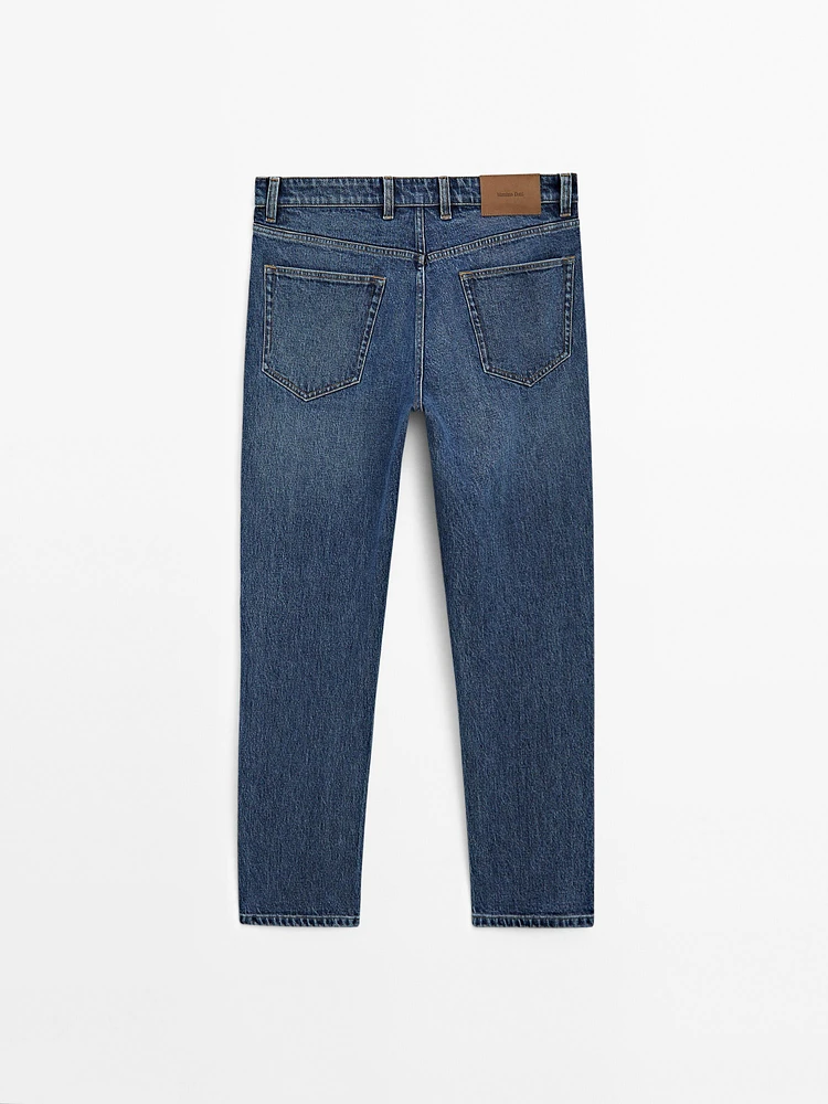 Tapered fit jeans