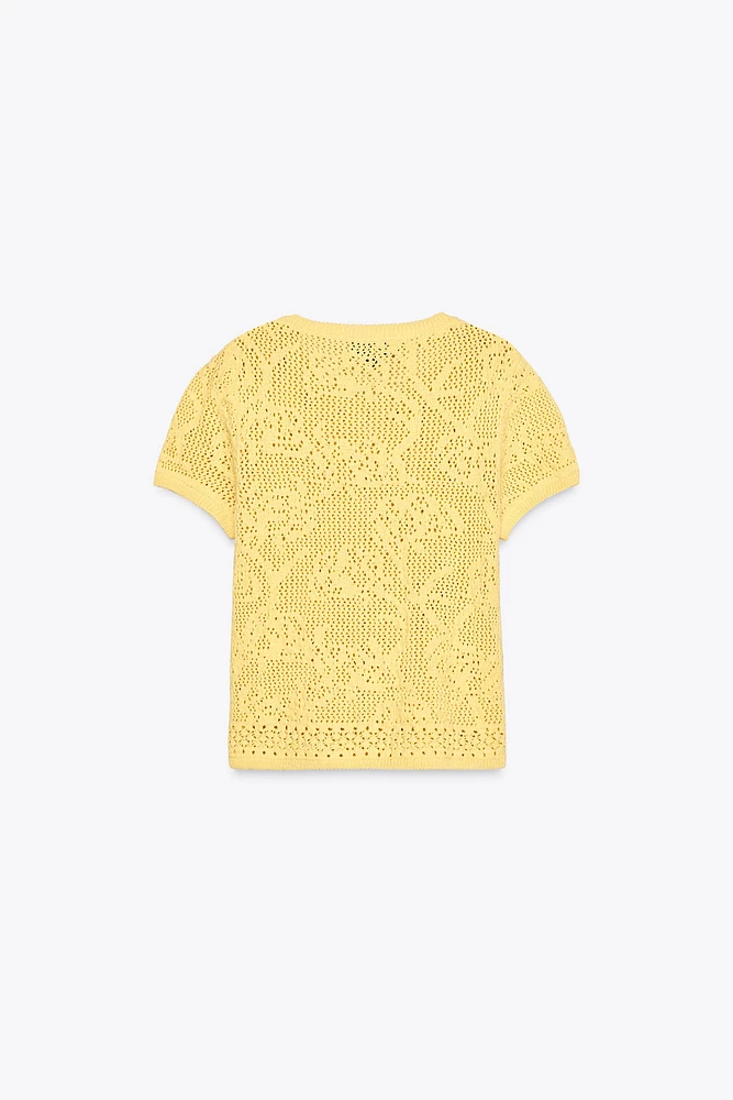 TOP EN MAILLE CROCHET