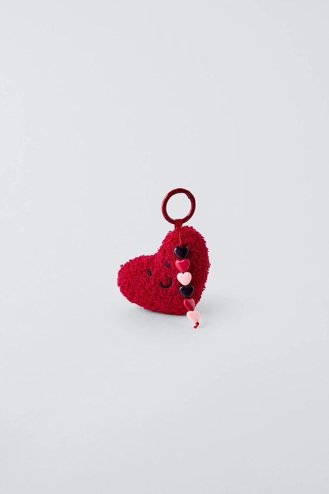 FLEECE HEART KEYCHAIN