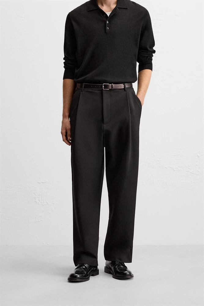 RELAXED FIT PLEATED PANTS