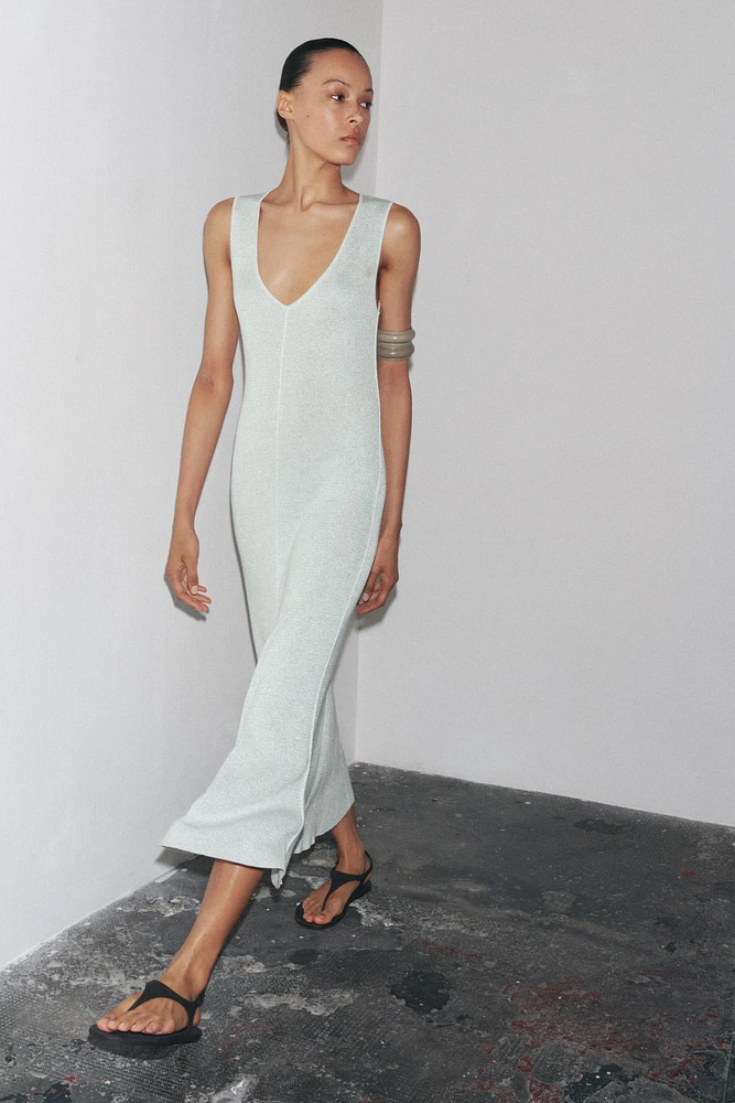 ROBE LONGUE MÉTALLISÉE