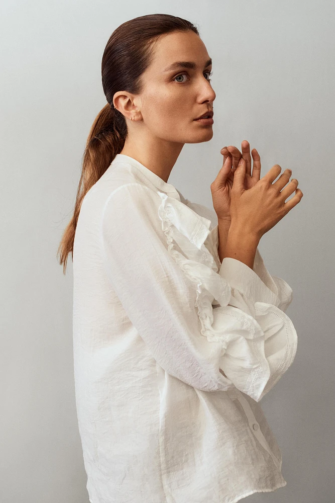 BLOUSE À VOLANTS ET ENTRE-DEUX