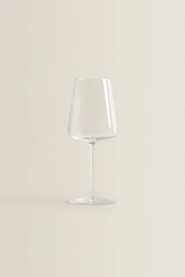 CONICAL CRYSTALLINE WINE GLASS