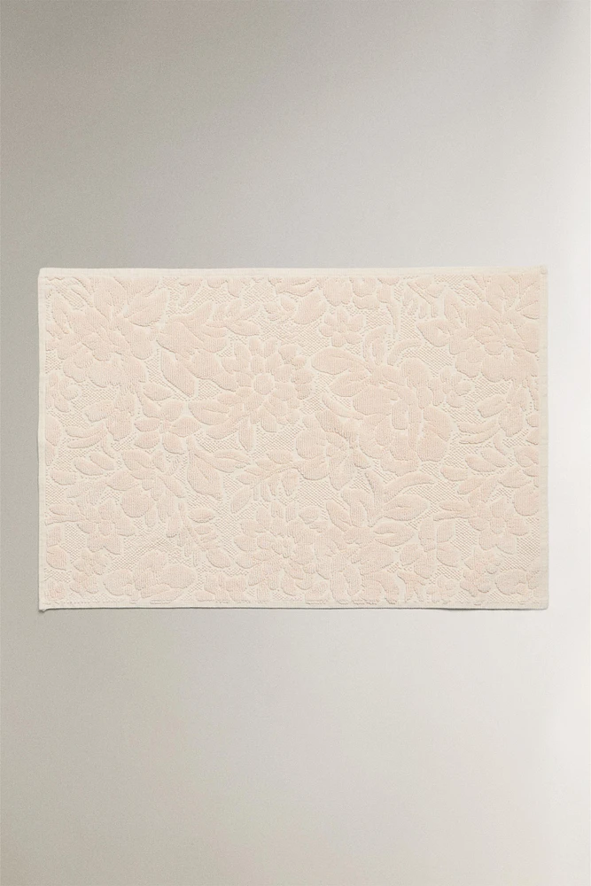 FLORAL JACQUARD BATH MAT