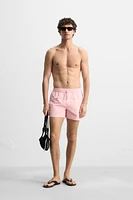 MAILLOT DE BAIN MI-LONG EN SEERSUCKER