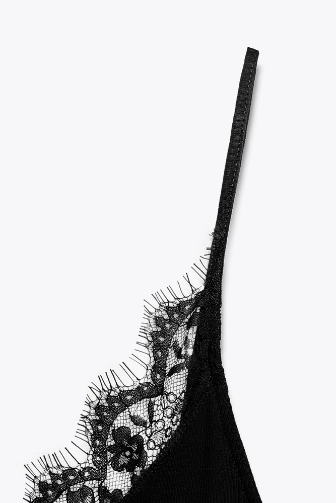 T-SHIRT RIB BRETELLES DENTELLE
