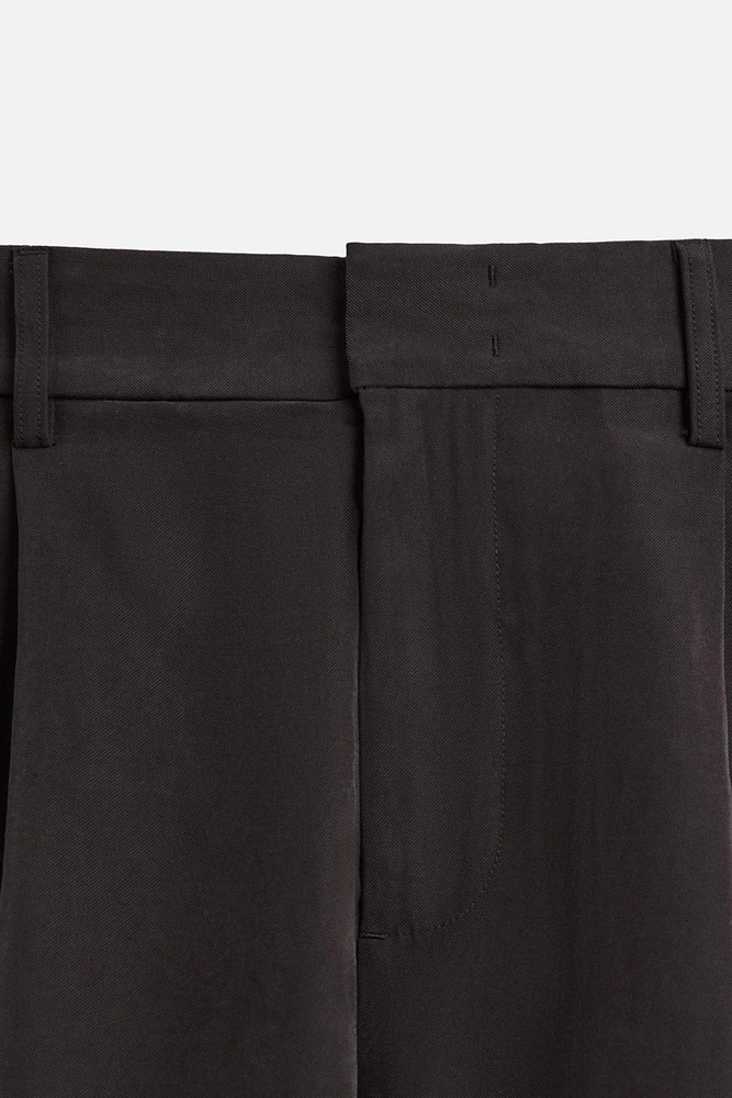 BERMUDA PLIS WIDE FIT