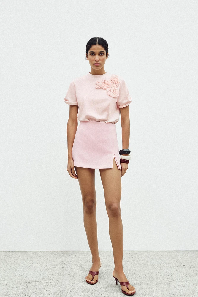 T-SHIRT À FLEUR