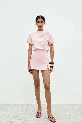 T-SHIRT À FLEUR