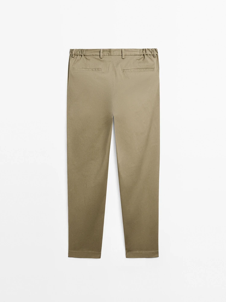Pantalon tapered fit en coton mélangé