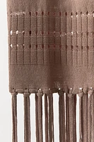 ROBE EN MAILLE À FRANGES