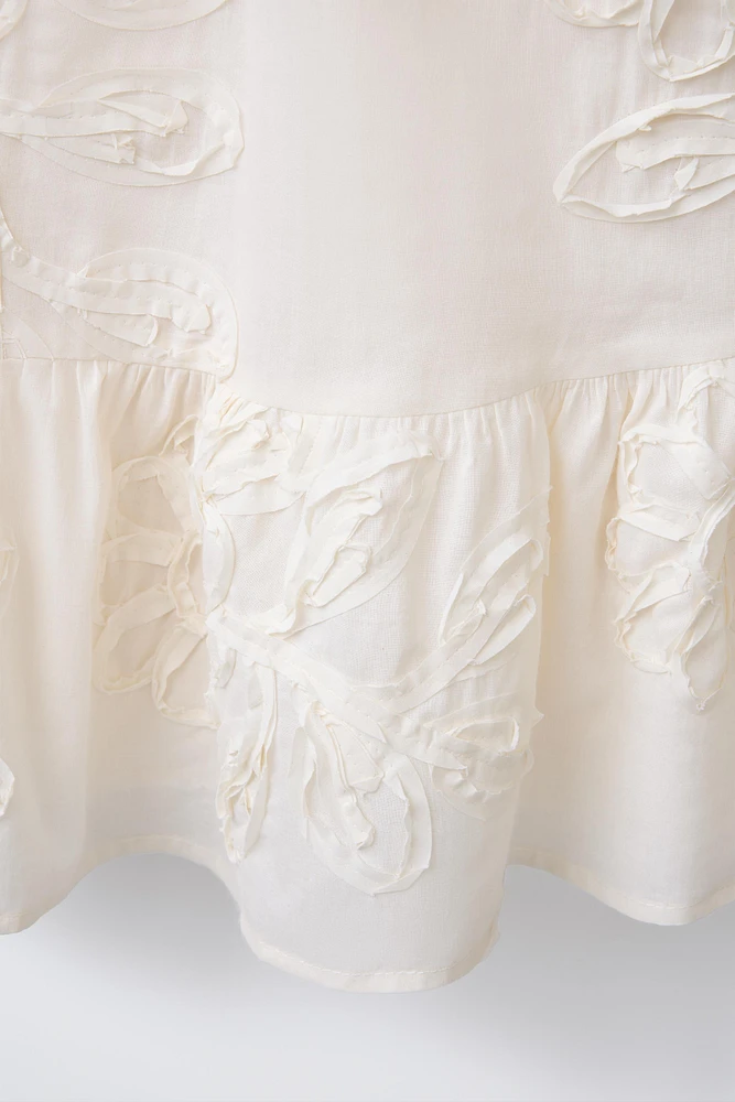 ROBE FLEURS BRODÉES