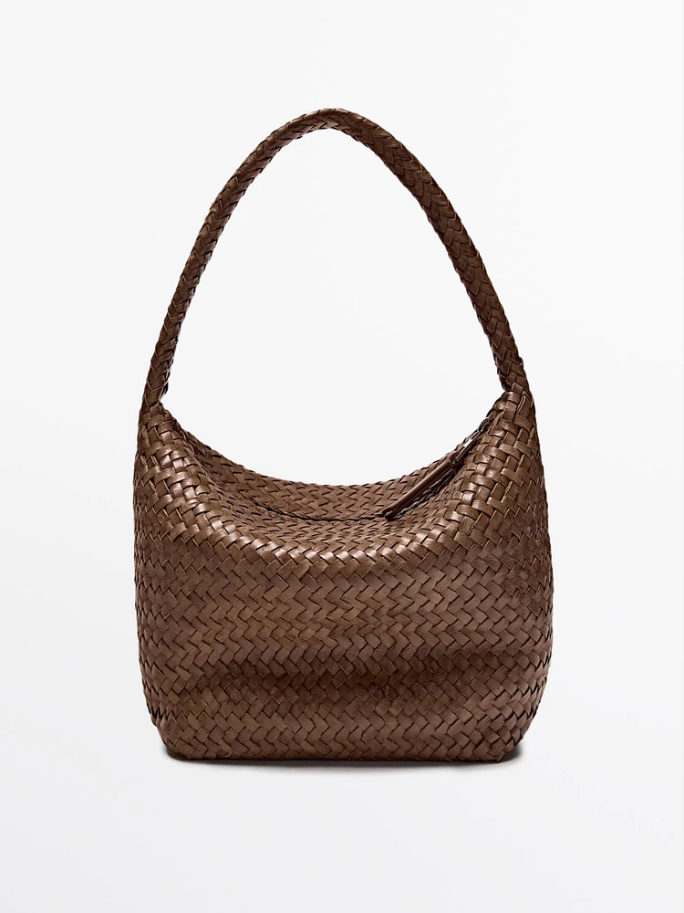 Sac seau tressé en cuir nappa