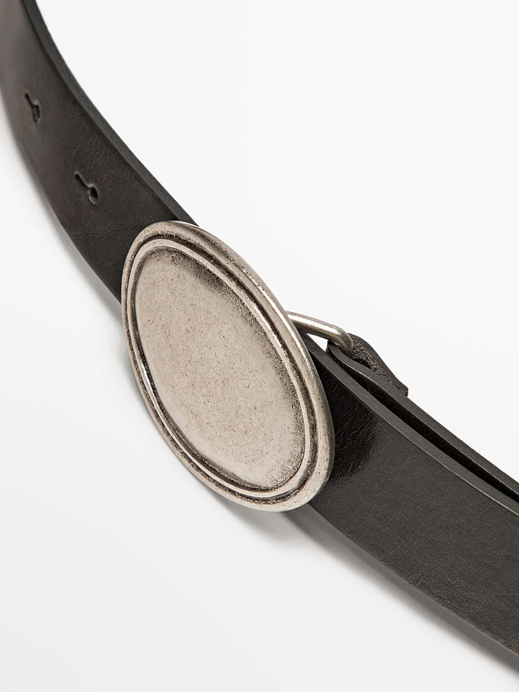 Leather belt with oval plate buckle