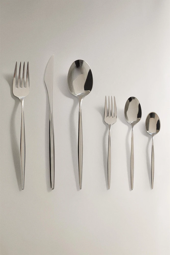 SET OF BRUNCH FORKS WITH THIN HANDLE (SET OF 4)