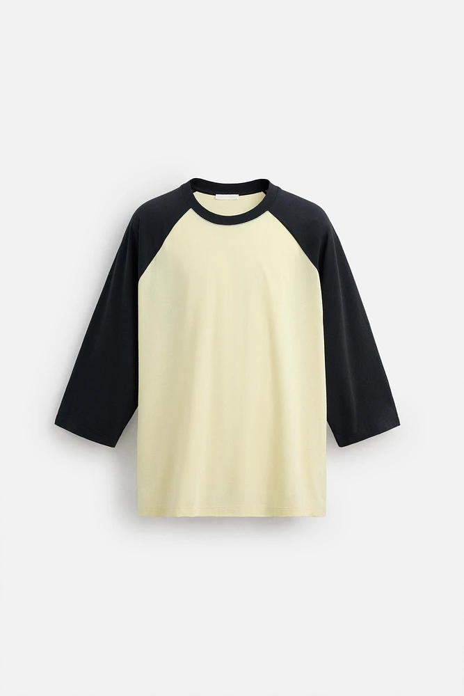 T-SHIRT MANCHES CONTRASTÉES