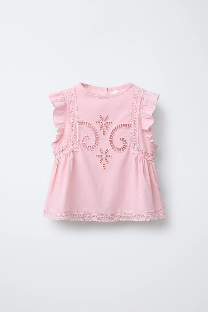 CHEMISE BRODÉE À DENTELLE