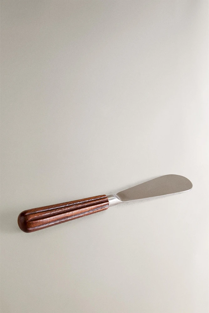 WOODEN BUTTER KNIFE