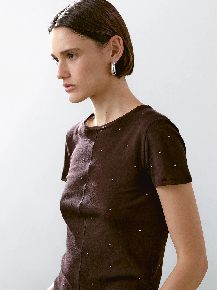 T-shirt with metal studs