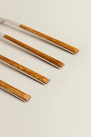 SET OF BRUNCH FORKS WITH WOOD-DESIGN HANDLE