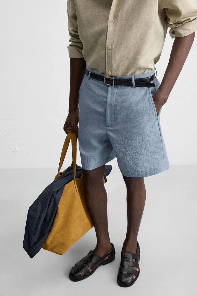 STRIPED CRINKLED EFFECT BERMUDA SHORTS