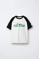 T-SHIRT À MANCHES RAGLAN BOSTON CELTICS NBA ©
