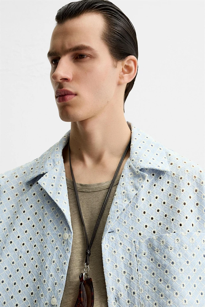 CHEMISE BRODÉE AJOURÉE