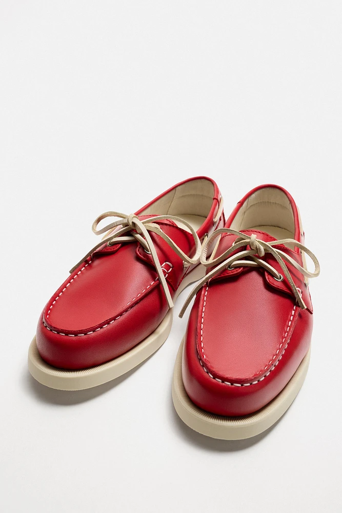 CHAUSSURES BATEAU EN CUIR