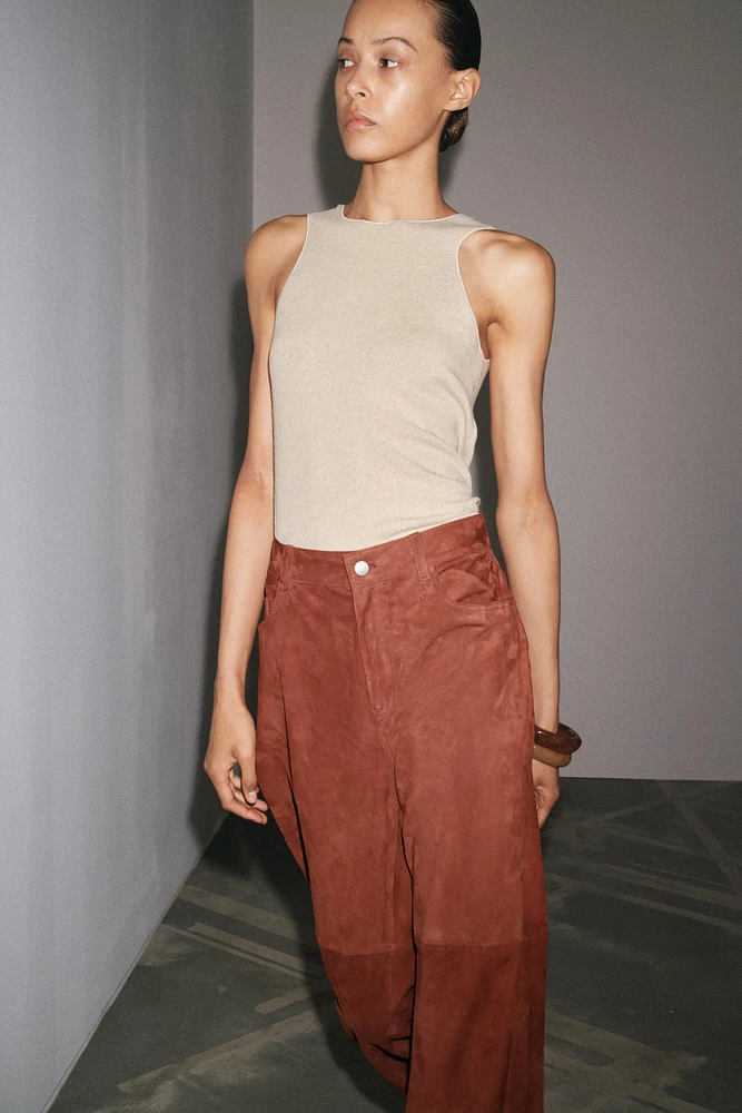 SLEEVELESS LINEN T-SHIRT