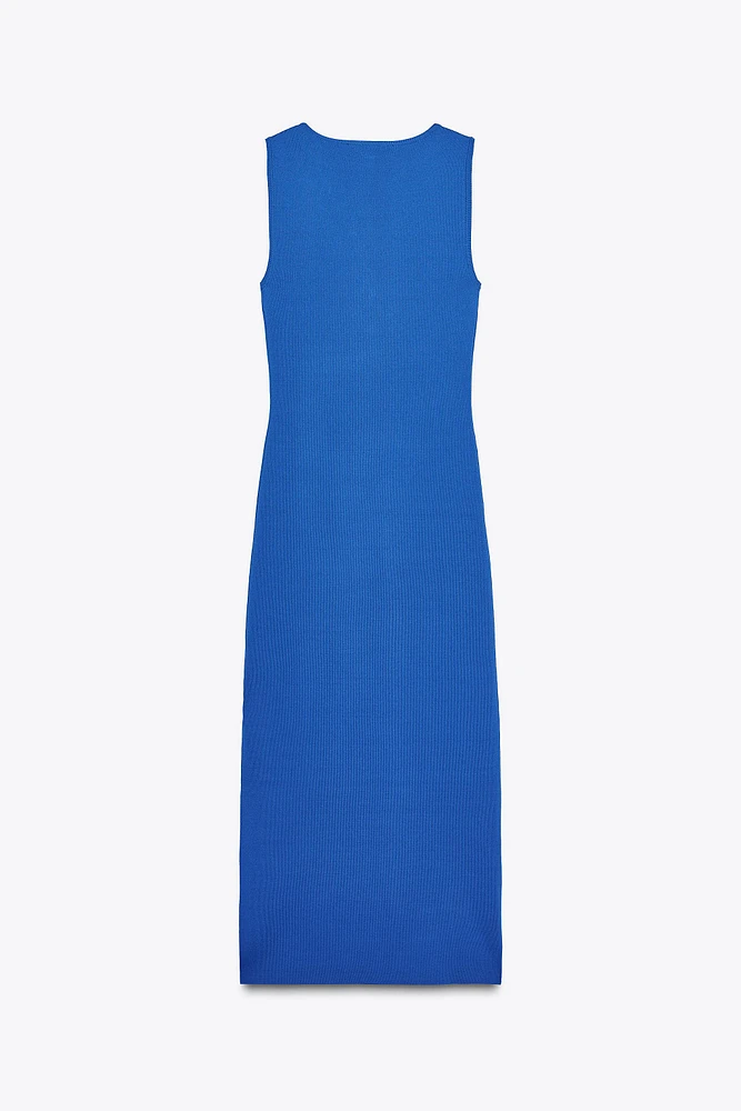 ROBE EN MAILLE AJOURÉE BIJOUX