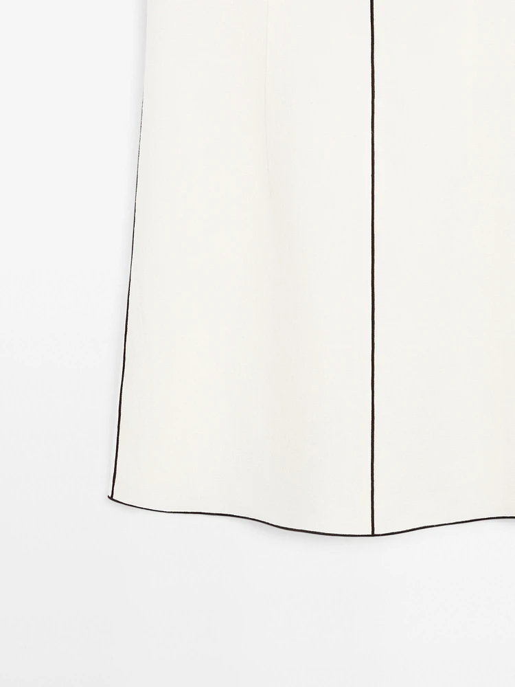Mini-robe à liserés contrastants en lin