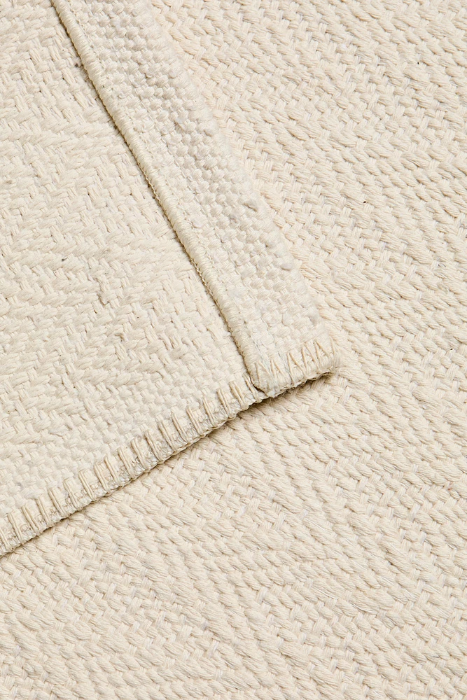 RAISED DESIGN COTTON AREA RUG