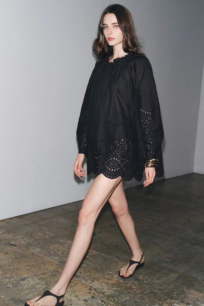 ZW COLLECTION EMBROIDERED BLOUSE