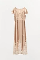 ROBE MI-LONGUE SATINÉE BRODÉE