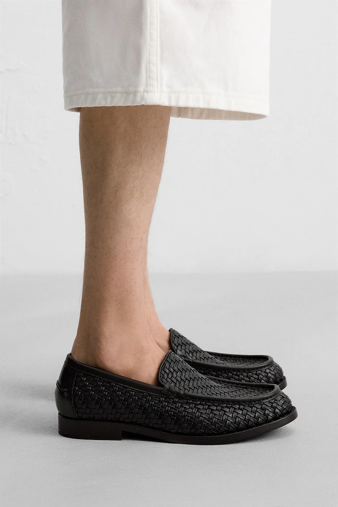 MOCASSINS TRESSÉS