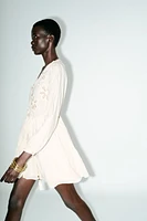 ROBE STRUCTURE BRODERIES