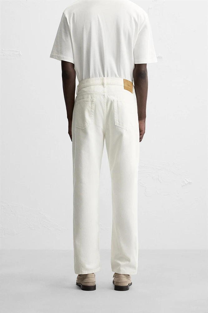 REGULAR STRAIGHT FIT JEANS