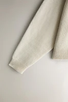 CASHMERE SWEATER
