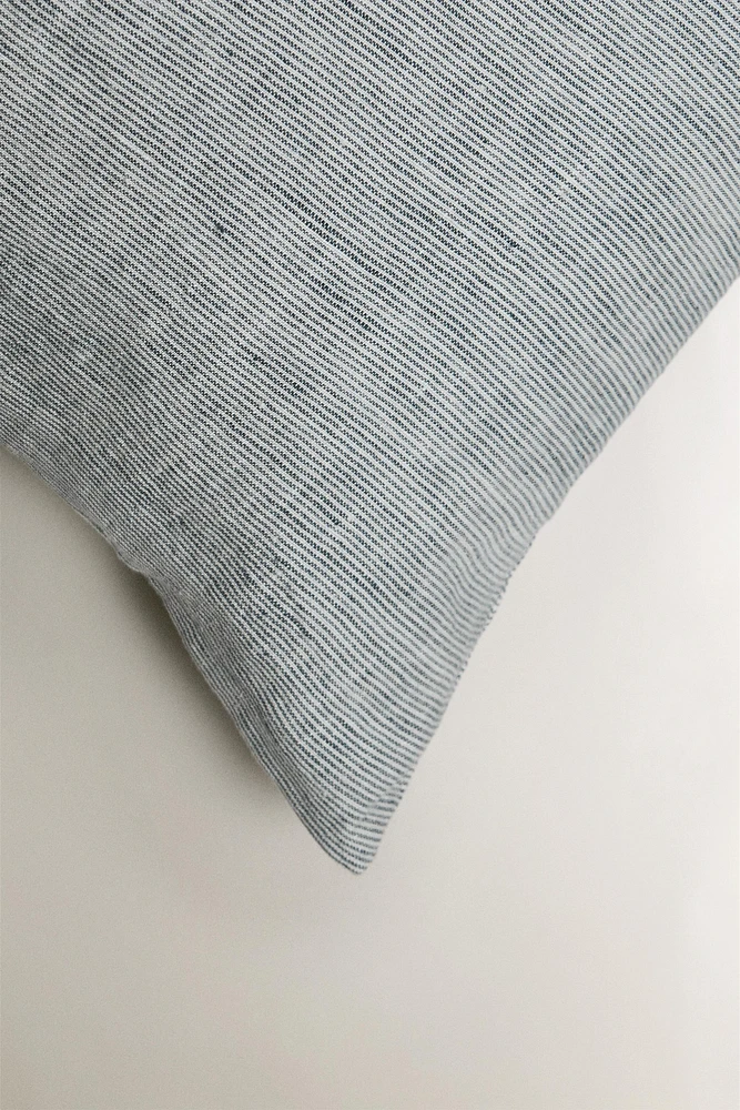 LOBSTER THROW PILLOW COVER