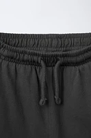 PLAIN T-SHIRT AND BERMUDA JOGGING SET