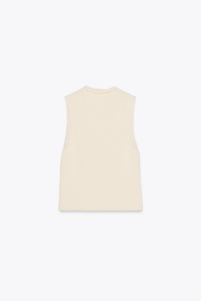 GOLD BUTTON KNIT TOP